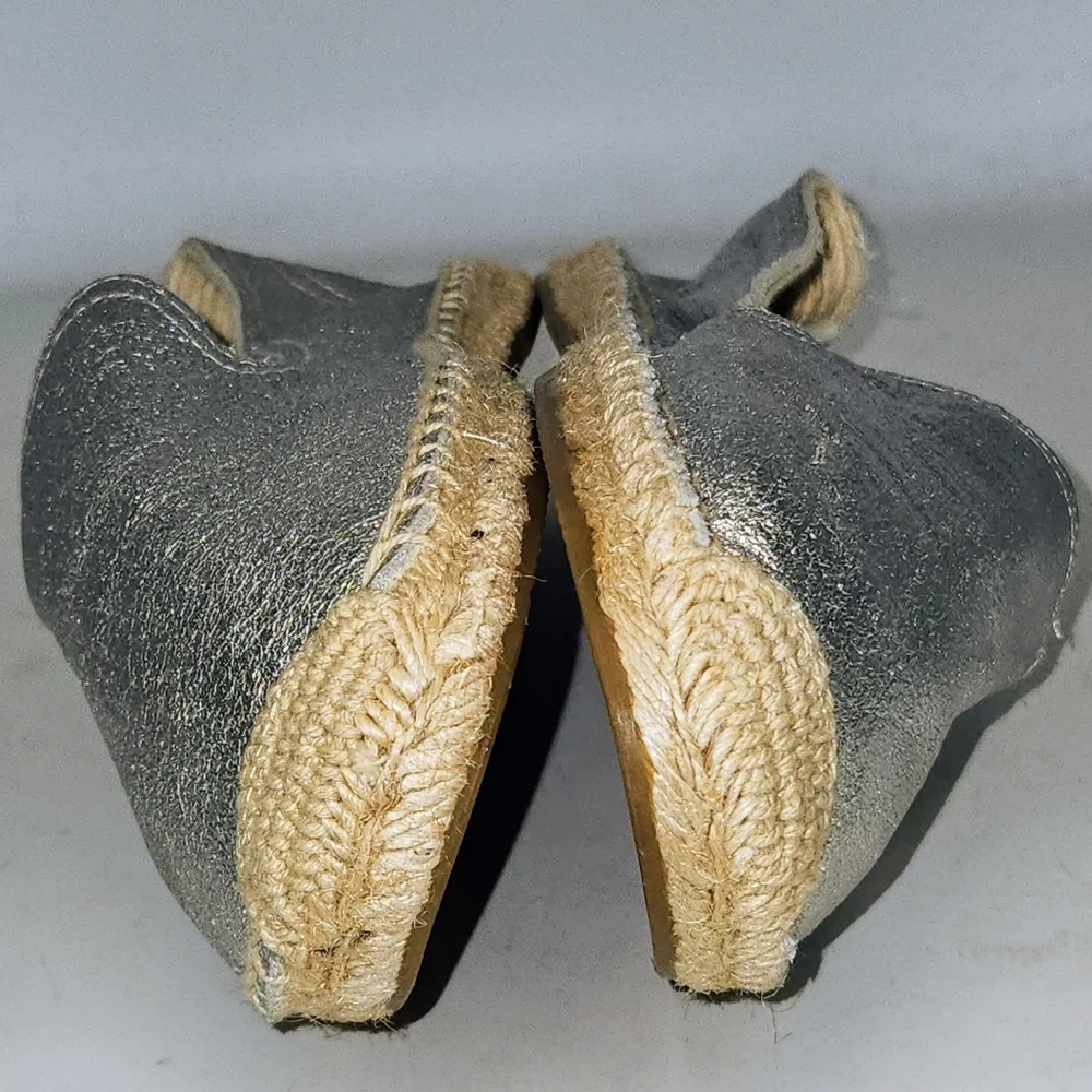 SOLUDOS Metallic Silver‎ Leather Smoking Slipper Espadrilles Size 8